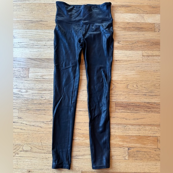 Spanx (faux) leather leggings size medium - Picture 3 of 4